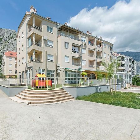 Apartments Cetina Омиш Экстерьер фото