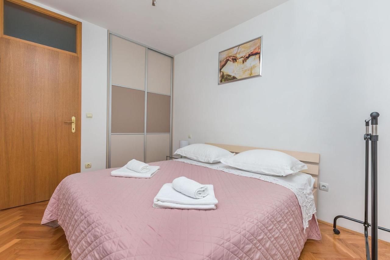 Apartments Cetina Омиш Экстерьер фото